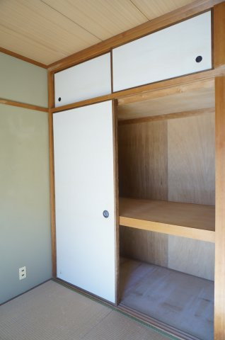 横尾１団地68号棟の和室|和室約4.5帖押入