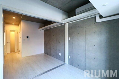 【洋室】 | ロクシス日暮里（ＲＯＸＩＳ日暮里）