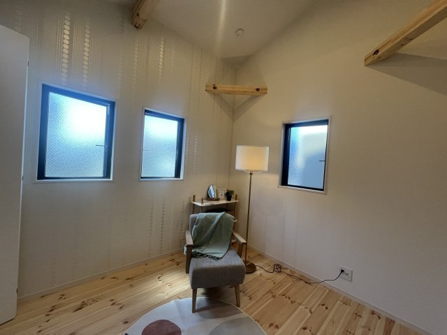 趣味やお仕事専用の部屋？がある男のロマン【大和市上和田】新築戸建の洋室|個人の部屋や寝室として使える洋室です