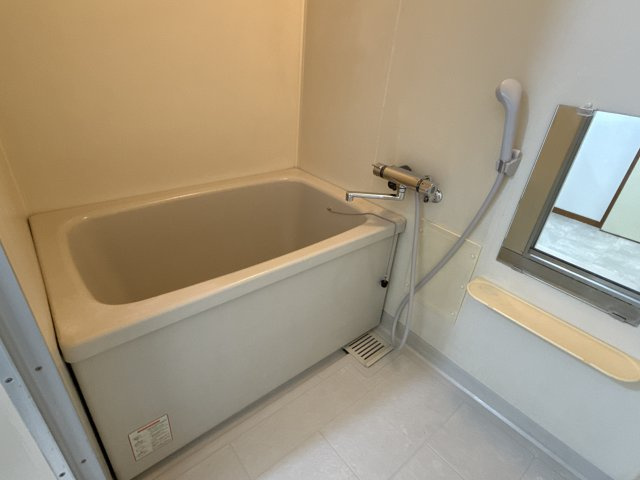 VANROCK勝原駅前の浴室