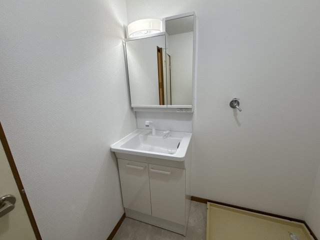 VANROCK勝原駅前の洗面所