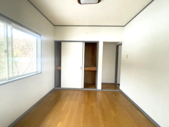 大津市南小松中古戸建の洋室|6.5帖洋室