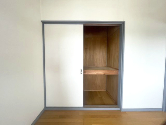 大津市南小松中古戸建の収納