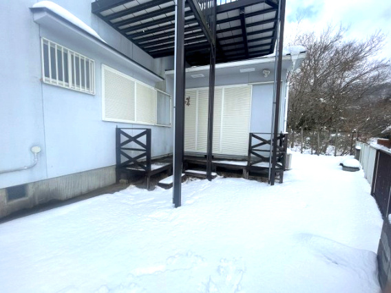 大津市南小松中古戸建の庭