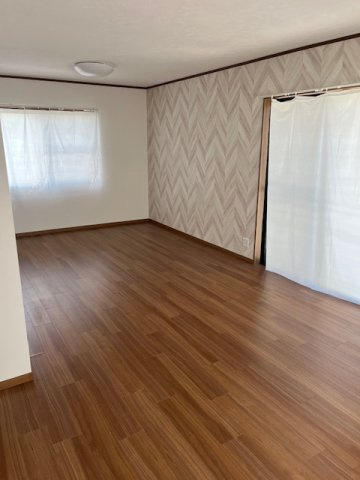 桜が丘東一丁目戸建ての居間・リビング