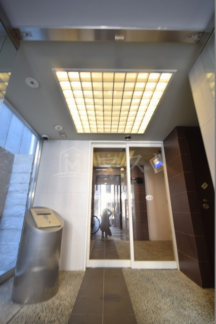 マロット天神橋のエントランス