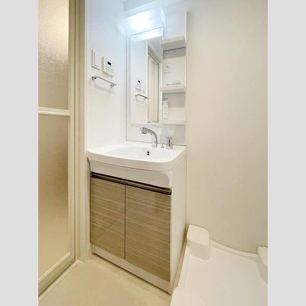 S-RESIDENCE小阪azureの洗面所