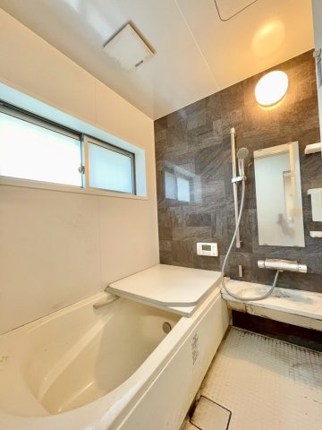 【浴室】 | 桐生市新宿三丁目　中古住宅