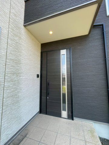 【玄関】 | 桐生市新宿三丁目　中古住宅