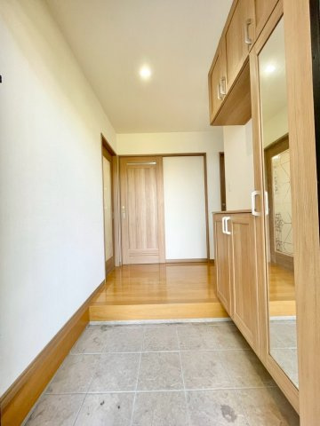 【玄関】 | 桐生市新宿三丁目　中古住宅