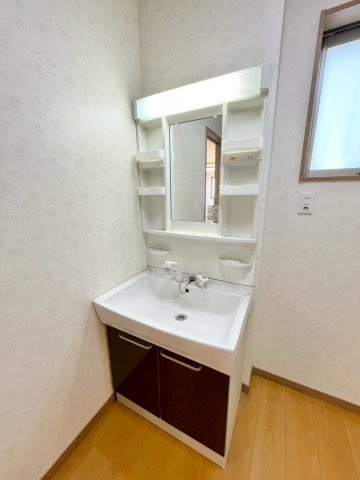 【独立洗面台】 | 桐生市新宿三丁目　中古住宅