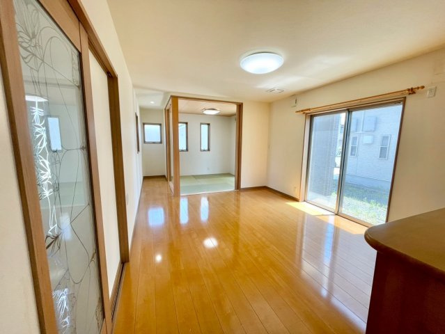 【居間・リビング】 | 桐生市新宿三丁目　中古住宅