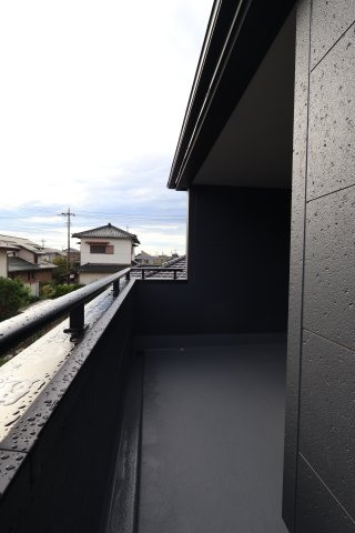 《仲介手数料無料》蓮田市椿山４丁目17-9(全1戸)新築一戸建てリーブルガーデンのバルコニー|撮影日 2025年9月18日 15:40 晴れ
