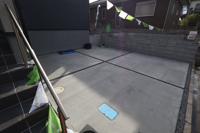 【駐車場】 | 《仲介手数料無料》蓮田市椿山４丁目17-9(全1戸)新築一戸建てリーブルガーデン | 撮影日 2025年9月18日 15:40 晴れ