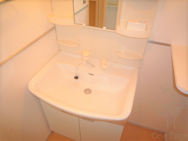 K-CRAFT　UMEDA108の独立洗面台