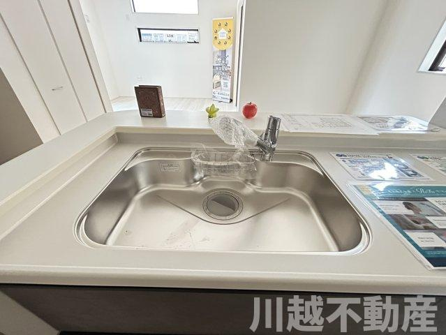 ３路線利用できるアクセスを選べるポジションのキッチン|水曜のみ定休日です