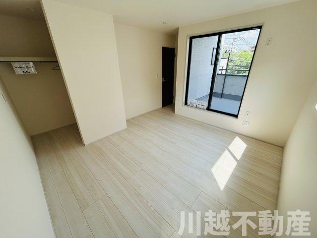 ３路線利用できるアクセスを選べるポジションの洋室|各種金融機関取り扱っています