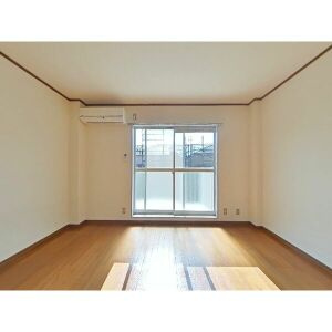 Surplus　Oneホープスの居間・リビング