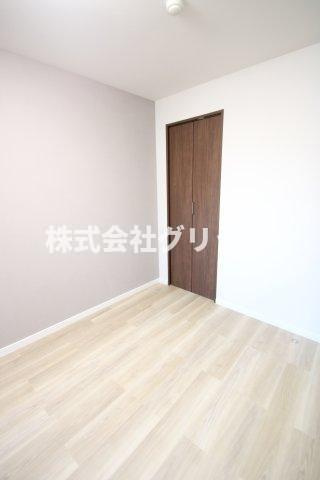 クレヴィスタ阪東橋の洋室