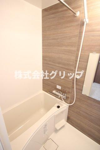 クレヴィスタ阪東橋の浴室