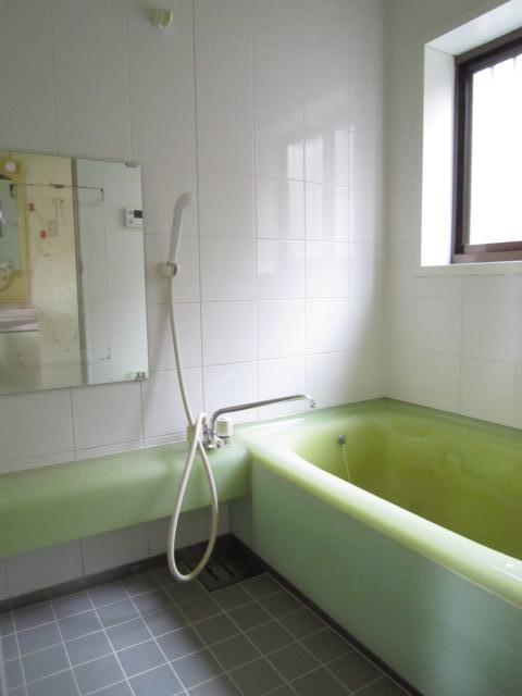 用田テラスＣ棟の浴室