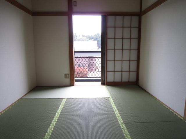 用田テラスＣ棟の和室