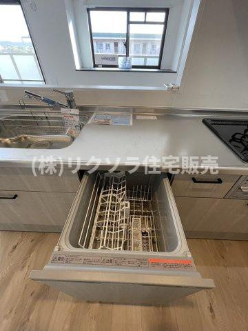 レックスシティ枚方の設備|食器洗い乾燥機
■物件内覧・資金計画相談・住宅ローン相談、リフォーム相談、お問合せ受付中■
※当日・翌日のご内覧、ご相談はお電話でのお問合せがスムーズです！