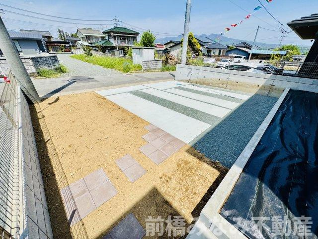 吉岡町下野田8期　３号棟(全３棟)　アーバンスタイル　新築建売分譲の駐車場|駐車スペースもあります