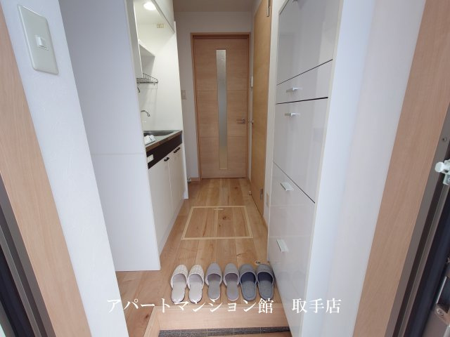 ユーフラット天王台の玄関