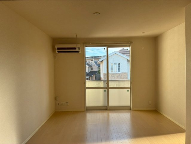 パティオフローラC棟の居間・リビング