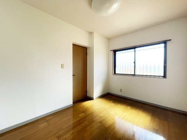 パレスヒーローの居間・リビング