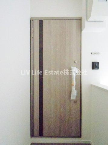 第２ECビルの玄関