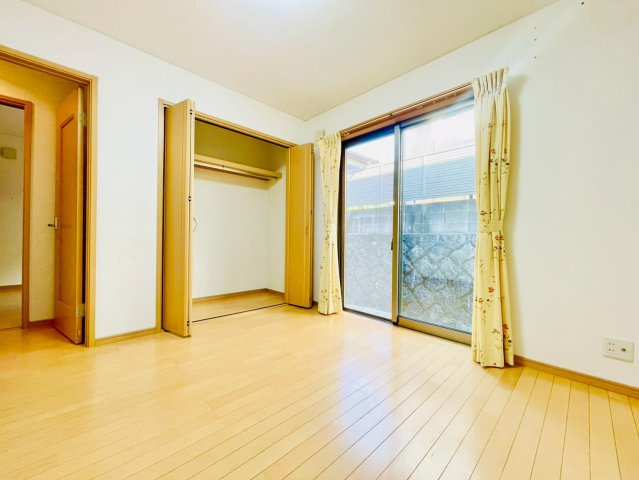 名東区猪子石一丁目戸建の洋室|洋室約5.7帖