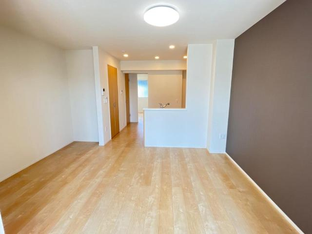 仮）朝倉町アパート新築工事の居間・リビング|リビング（イメージ）