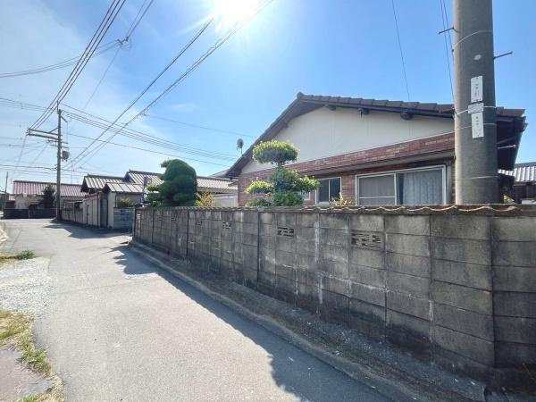 【前面道路含む現地写真】