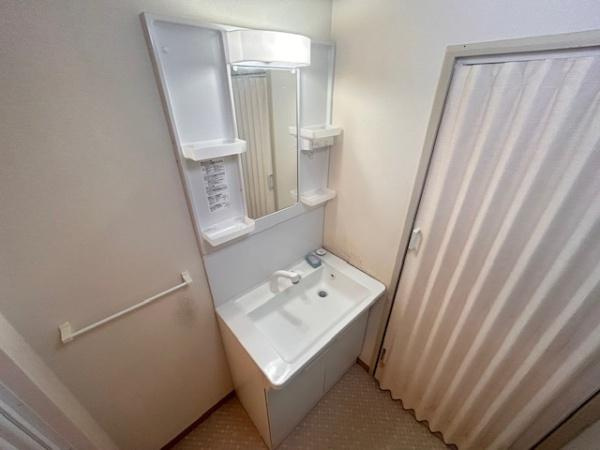 【独立洗面台】 | オリーブハイツ枚方長尾　3号棟