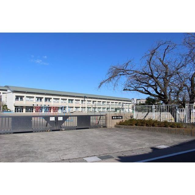 岐阜市柳津町上佐波３丁目のアパートの周辺|柳津小学校