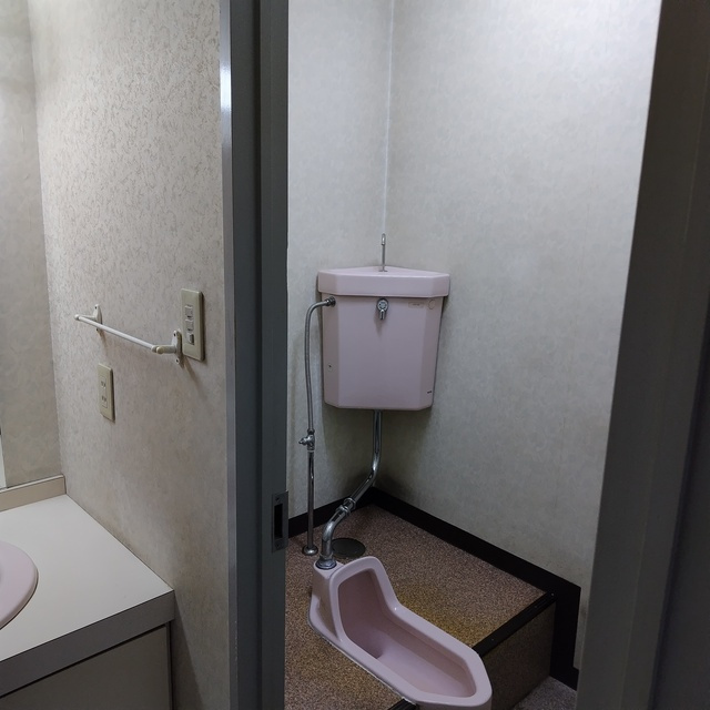 忠節ビルのトイレ|3階南トイレ