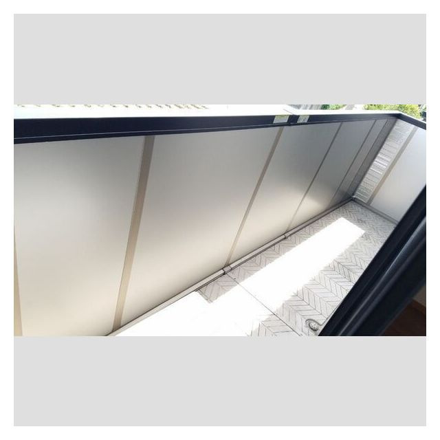 サン・ベルドミール　B棟のバルコニー