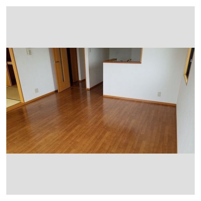 サン・ベルドミール　B棟の居間・リビング