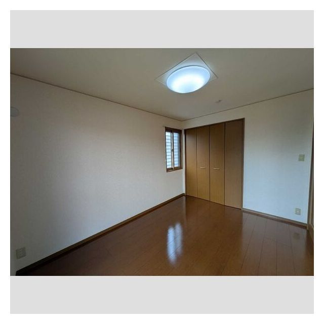 メルベーユ翔の居間・リビング|洋室