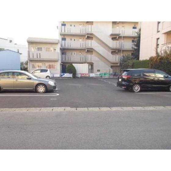 吉野町１丁目駐車場の外観