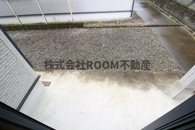 山角貸家の庭|お庭の付いた物件です