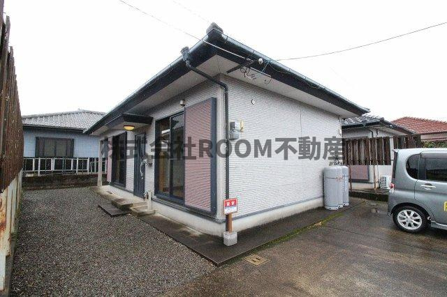 山角貸家の外観|外観もきれいです