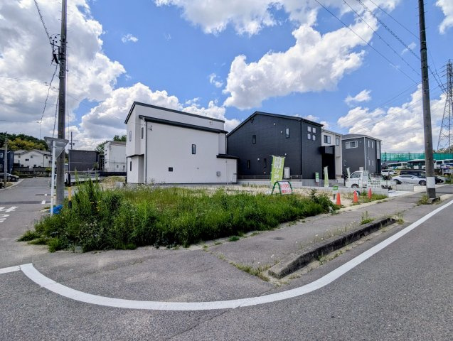 瀬戸市品野町6丁目プロジェクト　角地の外観