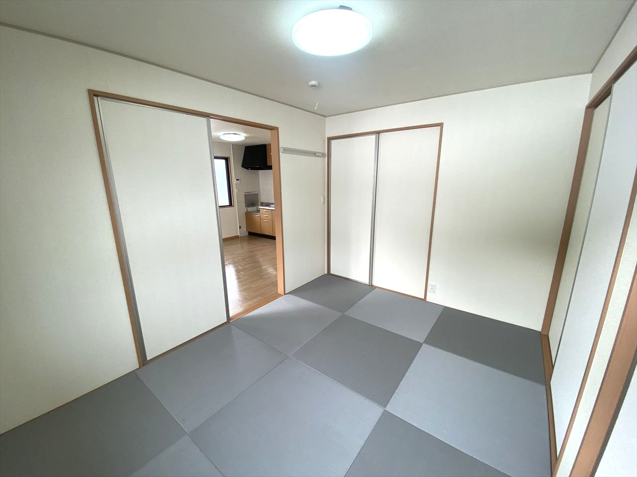 ドミールの寝室