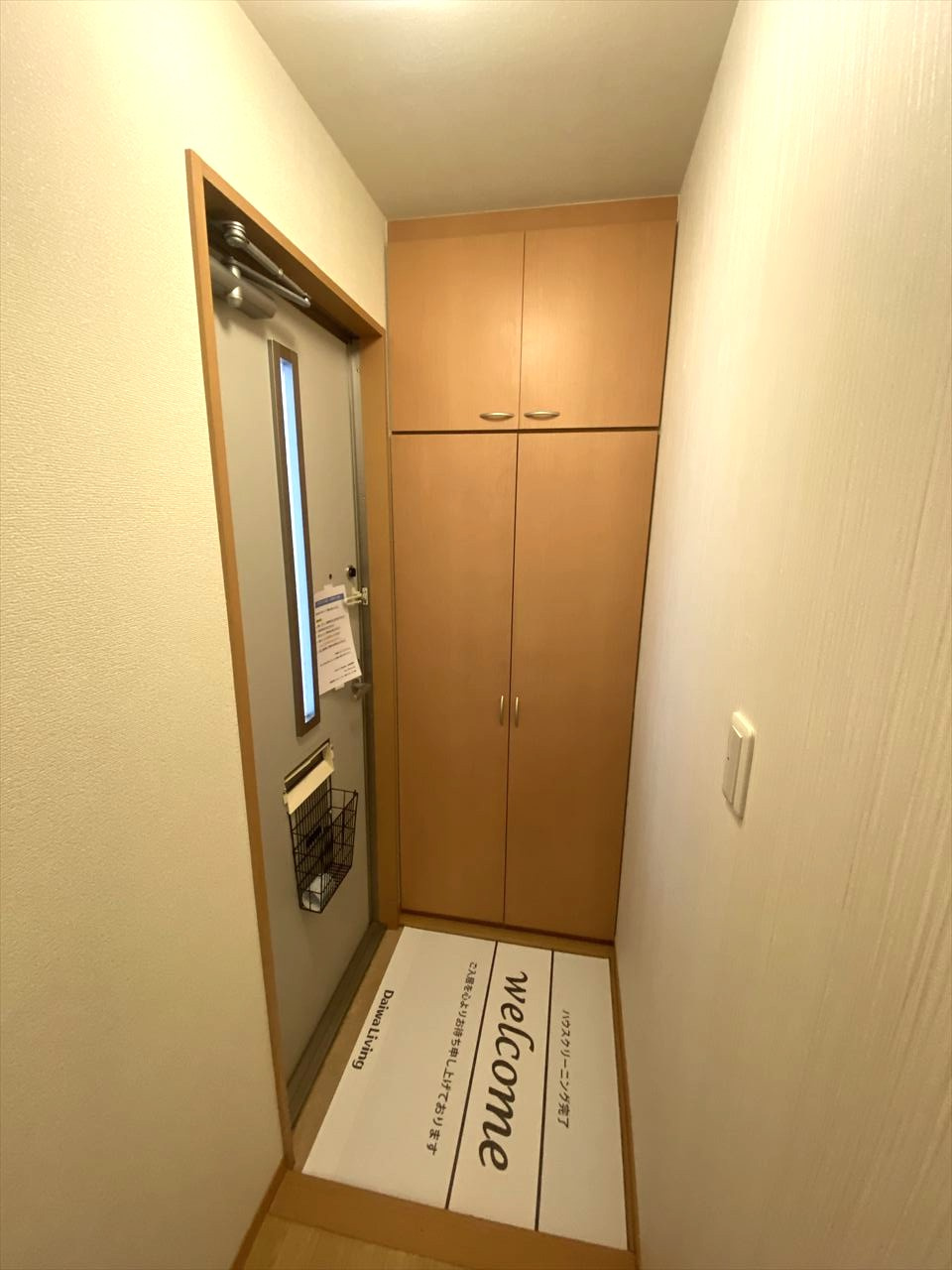 ドミールの玄関