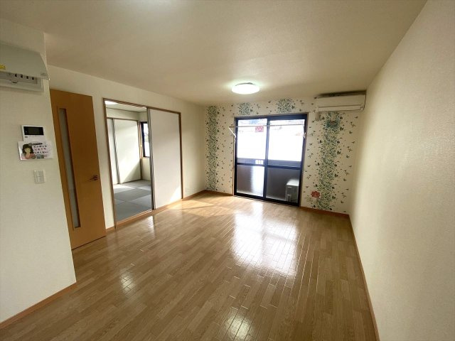 ドミールの居間・リビング