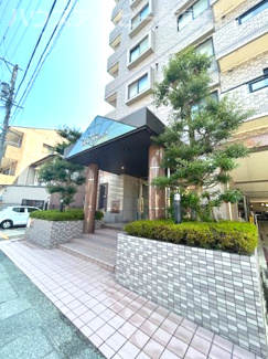 【玄関】 | ダイアパレス岐阜長良10階部分！岐阜城・長良川が一望出来ます♪夏には長良川花火大会も見えます | ダイアパレス岐阜長良10階部分！岐阜城・長良川が一望出来ます♪夏には長良川花火大会もお部屋から見えます