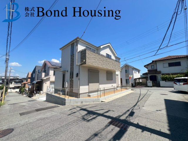 三方角地・小中学校徒歩10分圏内　青山台1丁目の前面道路含む現地写真